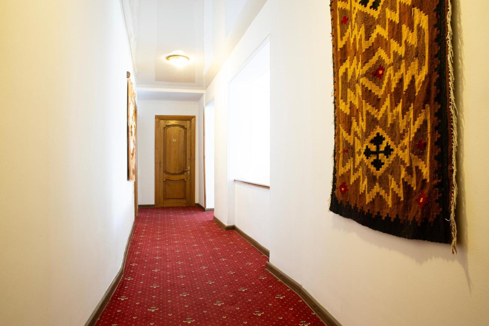 Hotel Diplomat Tbilisi Eksteriør billede